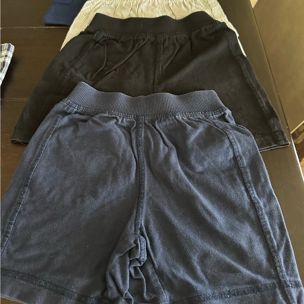 7 Piece Bundle! 6 Month! Top, Shorts, Romper! - Picture 4 of 7